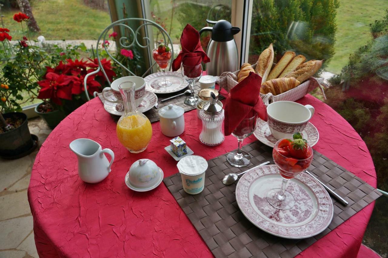 Bed and Breakfast Les Feuillantines Perigord Noir Saint-Cyprien  Zewnętrze zdjęcie